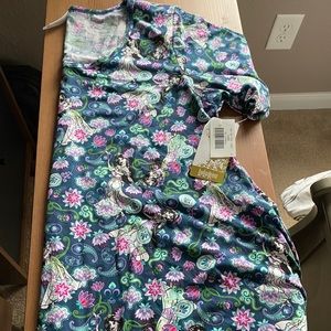 Lularoe Disney Perfect T - Jasmine print